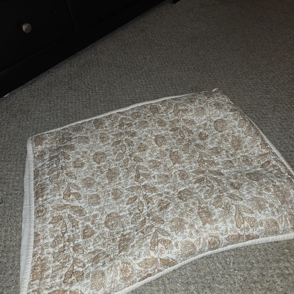 Threshold Cotton Floral Paisley Cream & Brown Quilt Size Full/Queen